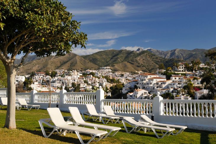 Alquilar Villas en Nerja (2)